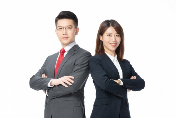 起诉离婚需要请律师