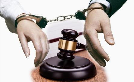 中华人民共和国刑法第三十七条内容
